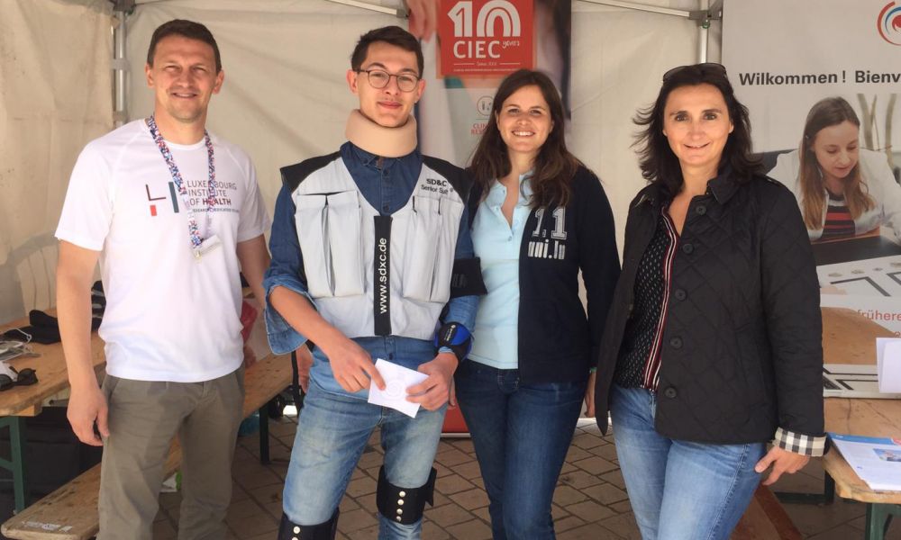 Bataille de polochons à Nancy pour lutter contre la maladie de Parkinson 